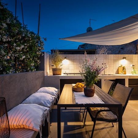 Grota Premium Apartment & Room โปเรช ภายนอก รูปภาพ