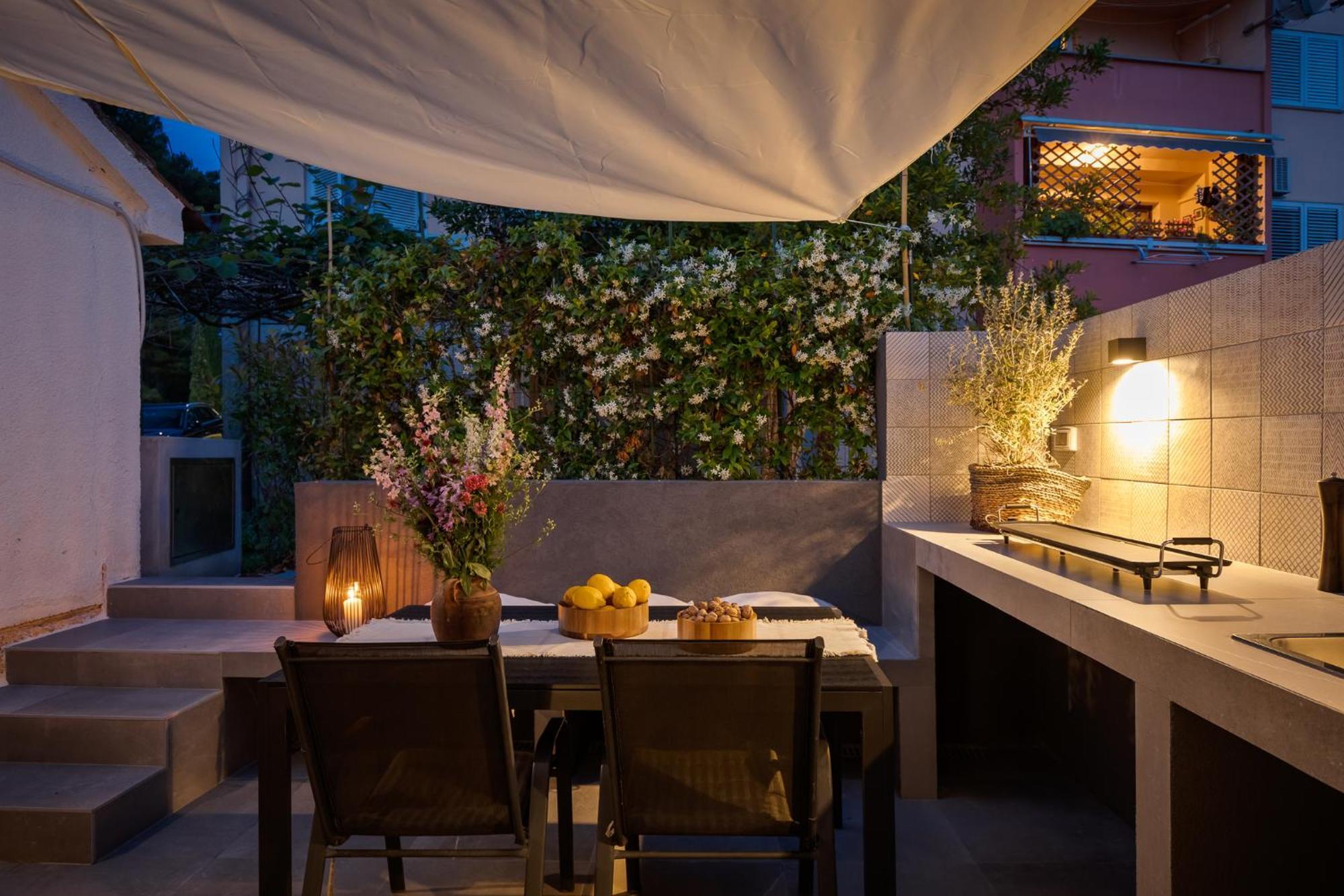 Grota Premium Apartment & Room โปเรช ภายนอก รูปภาพ