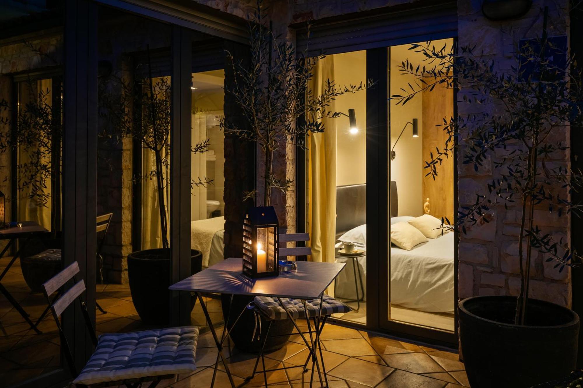 Grota Premium Apartment & Room โปเรช ภายนอก รูปภาพ